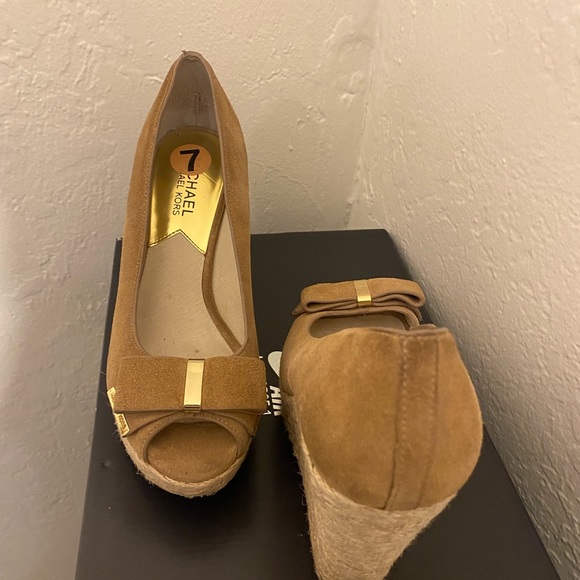 Michael Kors wedge heels - Picture 4 of 4